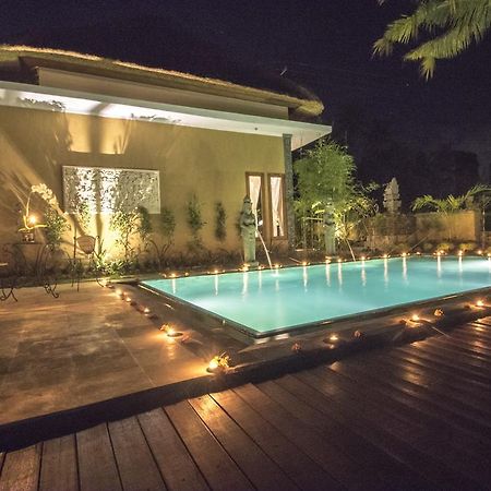 Junjungan Serenity Ubud Villa & Spa Exterior foto